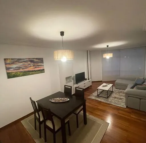 Appartement Bertamirans A 5 Min Santiago Y 10 Min La Playa *